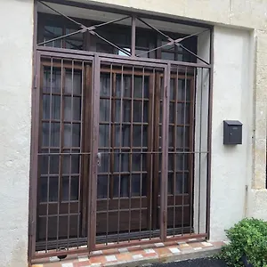 Arles Fourques Studio équipé Fourques (Gard)